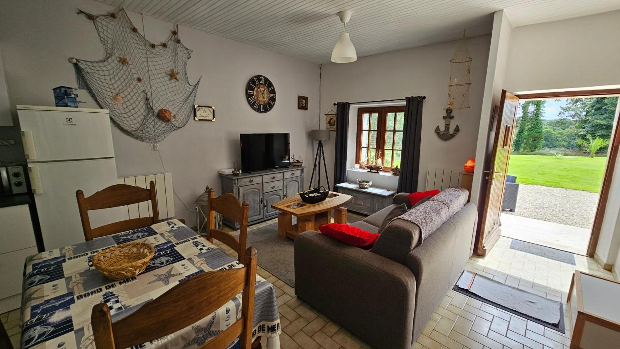 Keryerna Ar C'Haouled "Aux Hortensias" Clevacance Saint-Meen  Exterior photo